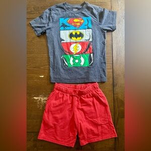 Boys Size Medium (8) Justice League Tee & Shorts Set